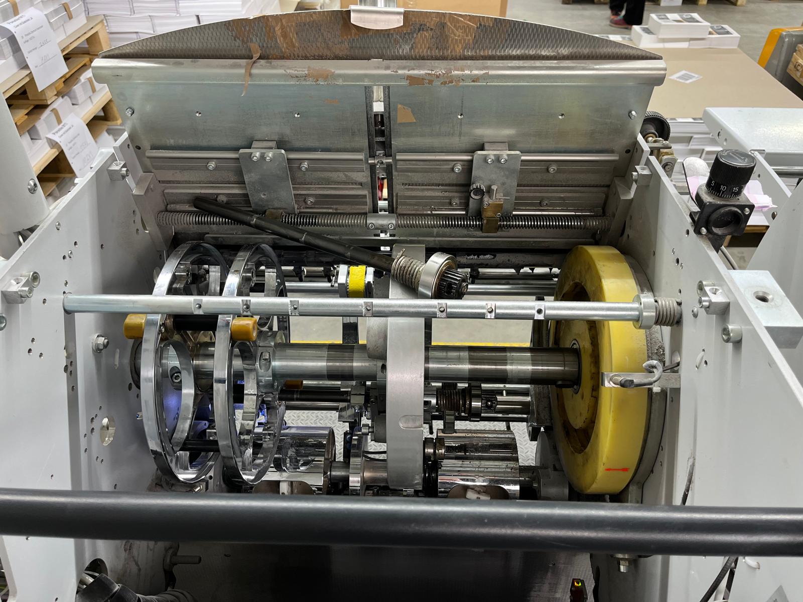 Druckweiterverarbeitungsmaschine